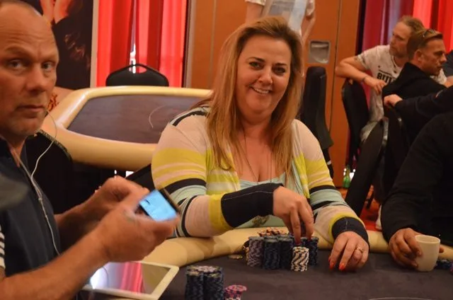 © 2026 Pokercity | Deborah Worley-Roberts | 2016/07 - Utrecht Poker Series - €700 NLHE Main Event Deborah Worley-Roberts | 2016/07 - Utrecht Poker Series - €700 NLHE Main Event